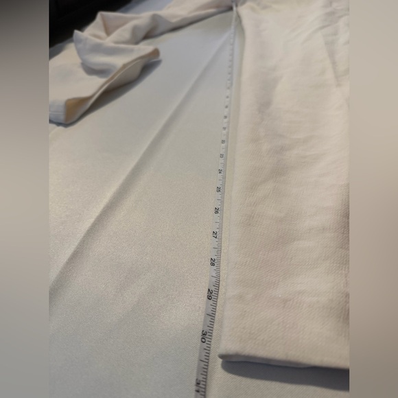 Aritzia The Effortless Pant™ - Crepette™ in Light Birch SZ 10 - Picture 8 of 10